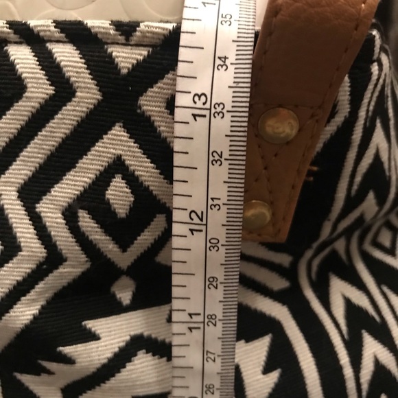 Bohemian Design Tote - Picture 7 of 10